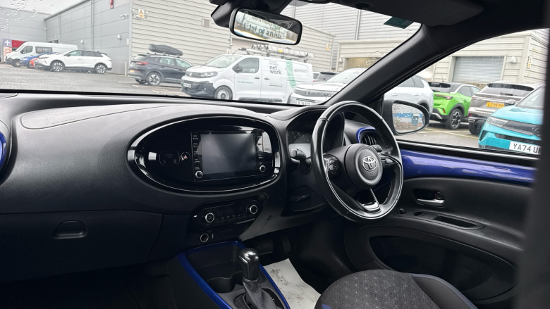 Toyota Aygo X 1.0 VVT-i Edge 5dr Auto Petrol Hatchback